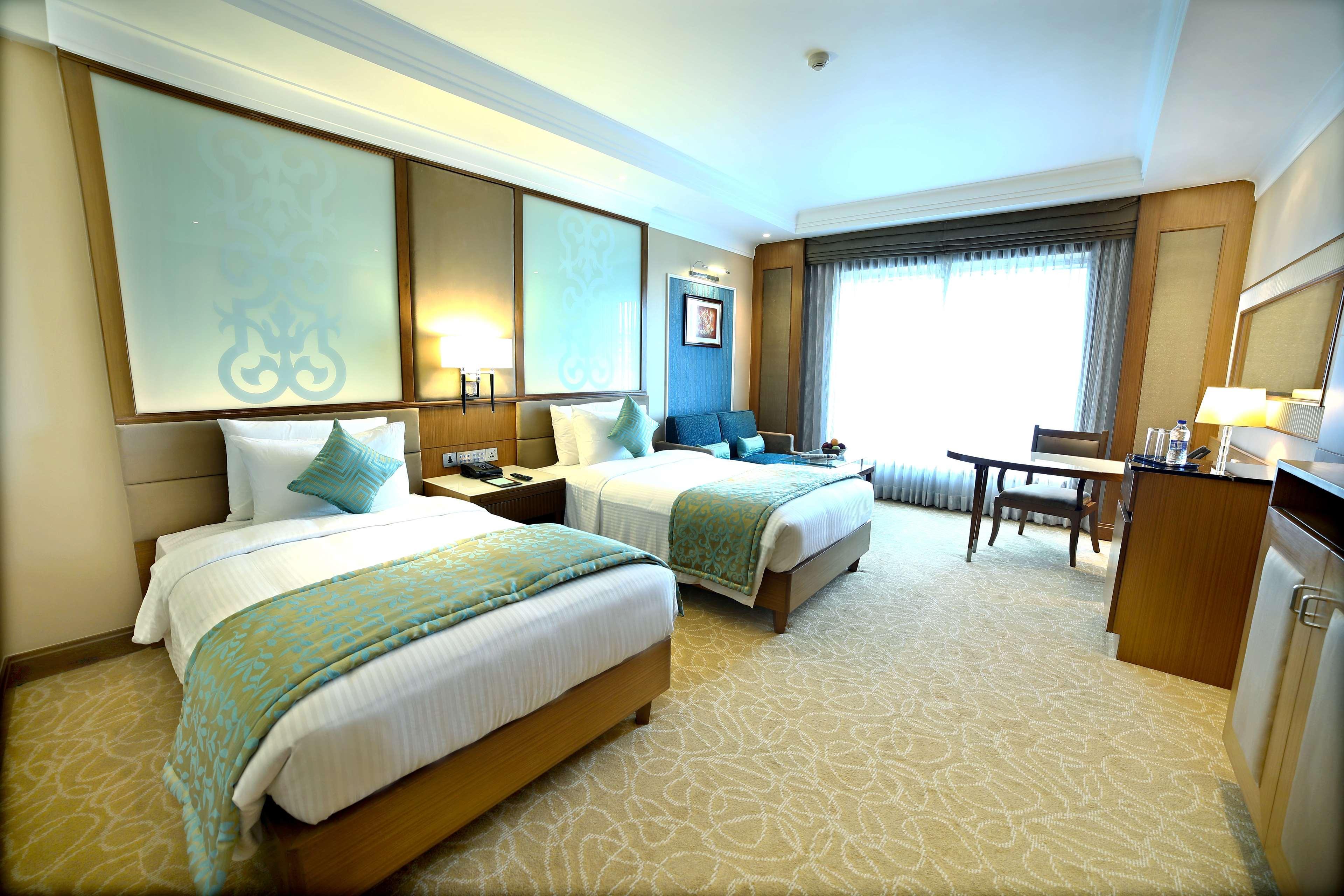 Ramada Plaza Chennai Hotel Exterior photo Deluxe Room
