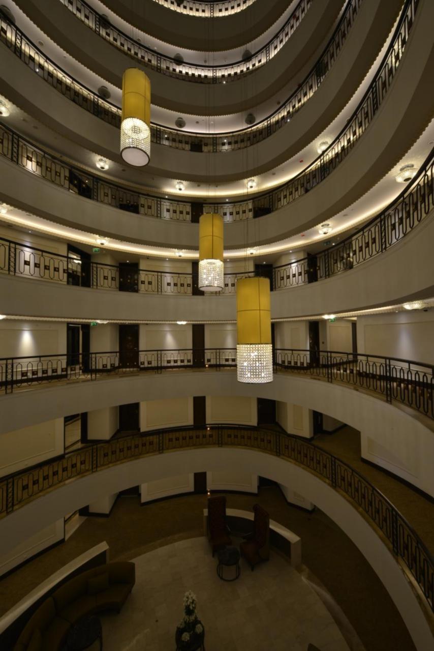 Ramada Plaza Chennai Hotel Exterior photo The interior of the hotel